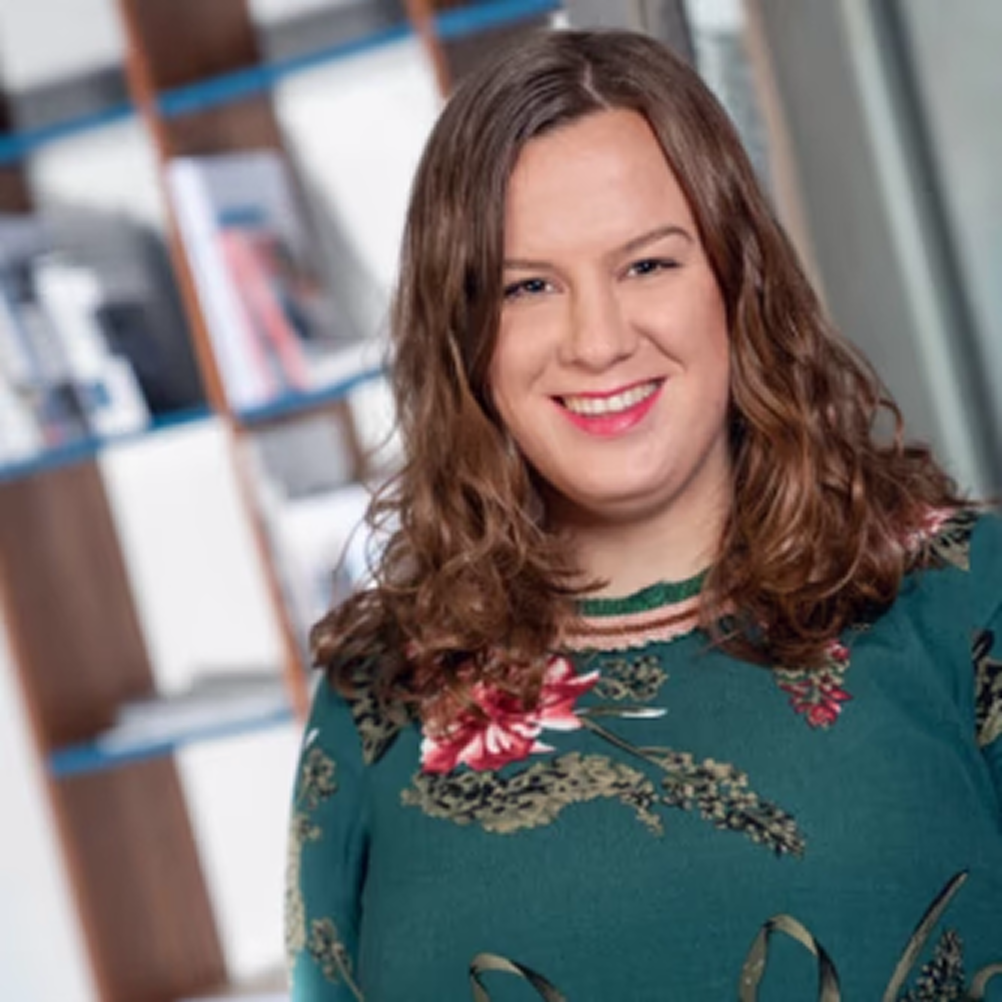 Porträt von Claudia Hartmann