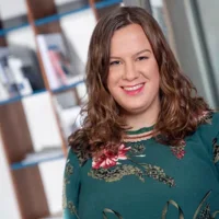 Porträt von Claudia Hartmann